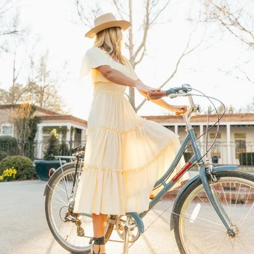 Ivy City Co Ophelia Midi Dress